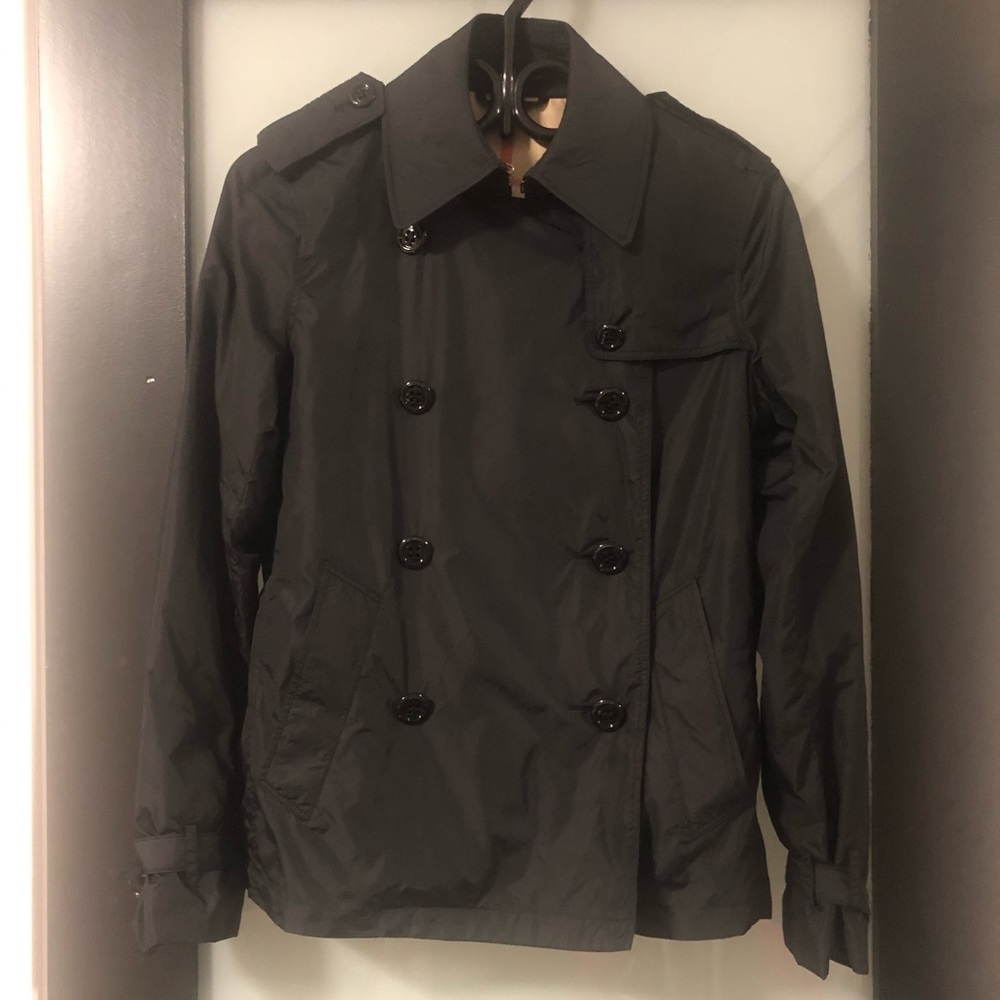 AUTHENTIC BURBERRY RAIN JACKET